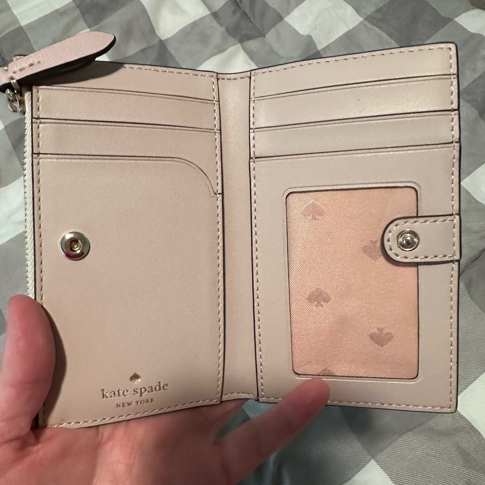 Kate Spade Small Wallet - Picture 2 of 3